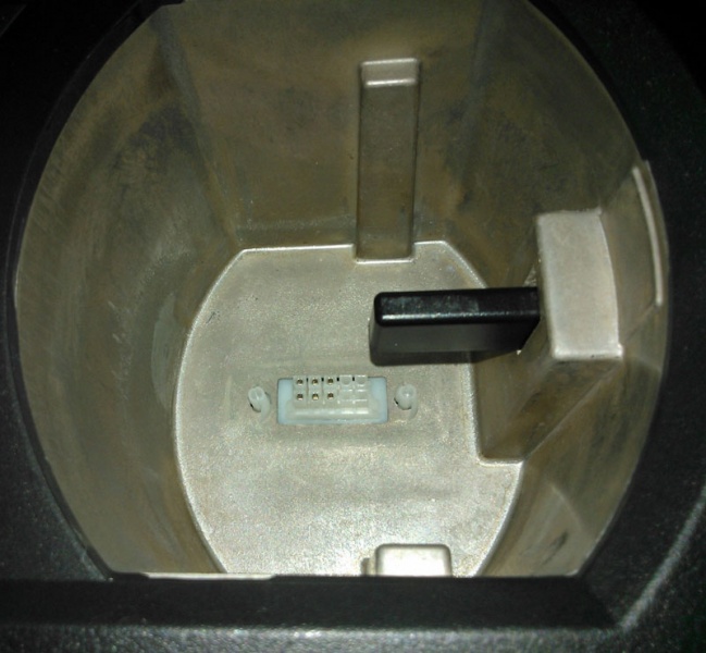 File:CRBottomePlate02.jpg