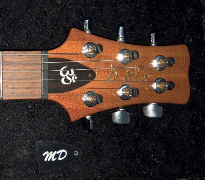 File:Santana MD Om 1.jpg