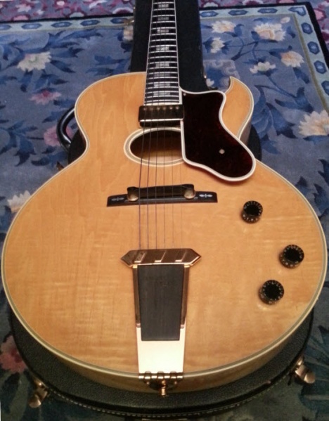 File:Howard Roberts Artist body.jpg